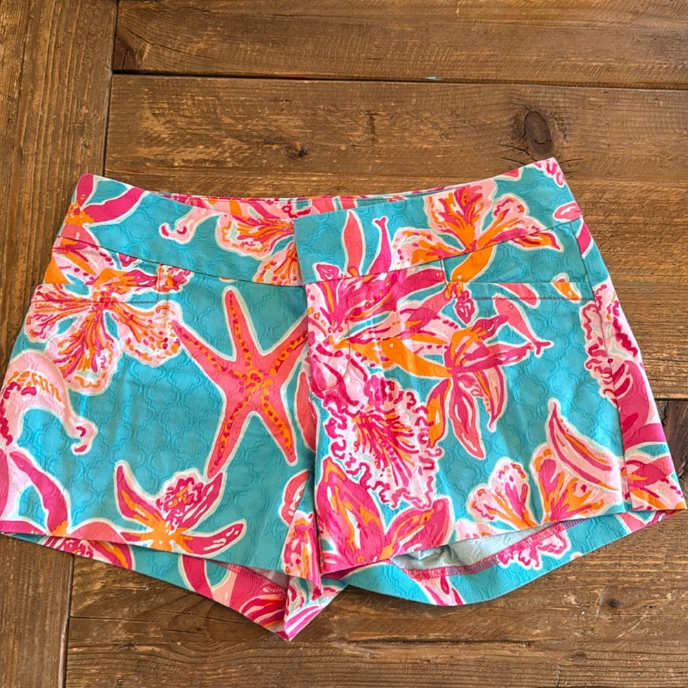 Lilly Pulitzer size 0 short